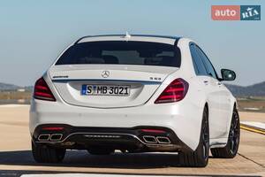 Mercedes S-Class 2017 року