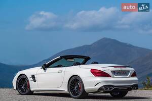 Mercedes SL-Class 2017 року