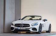 Mercedes-Benz SL-Class Base