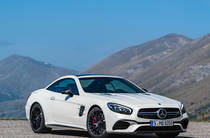 Mercedes-Benz SL-Class Base