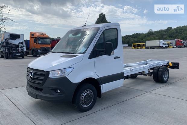 Mercedes-Benz Sprinter Base