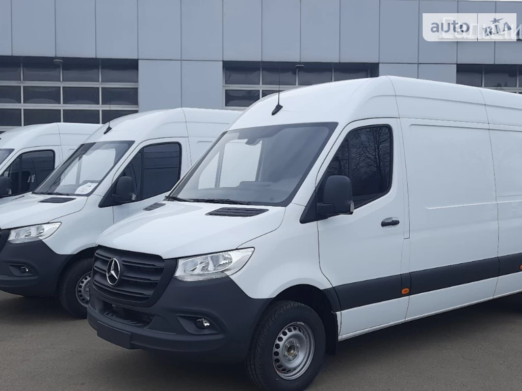 Mercedes-Benz Sprinter Base