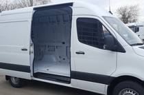 Mercedes-Benz Sprinter Base