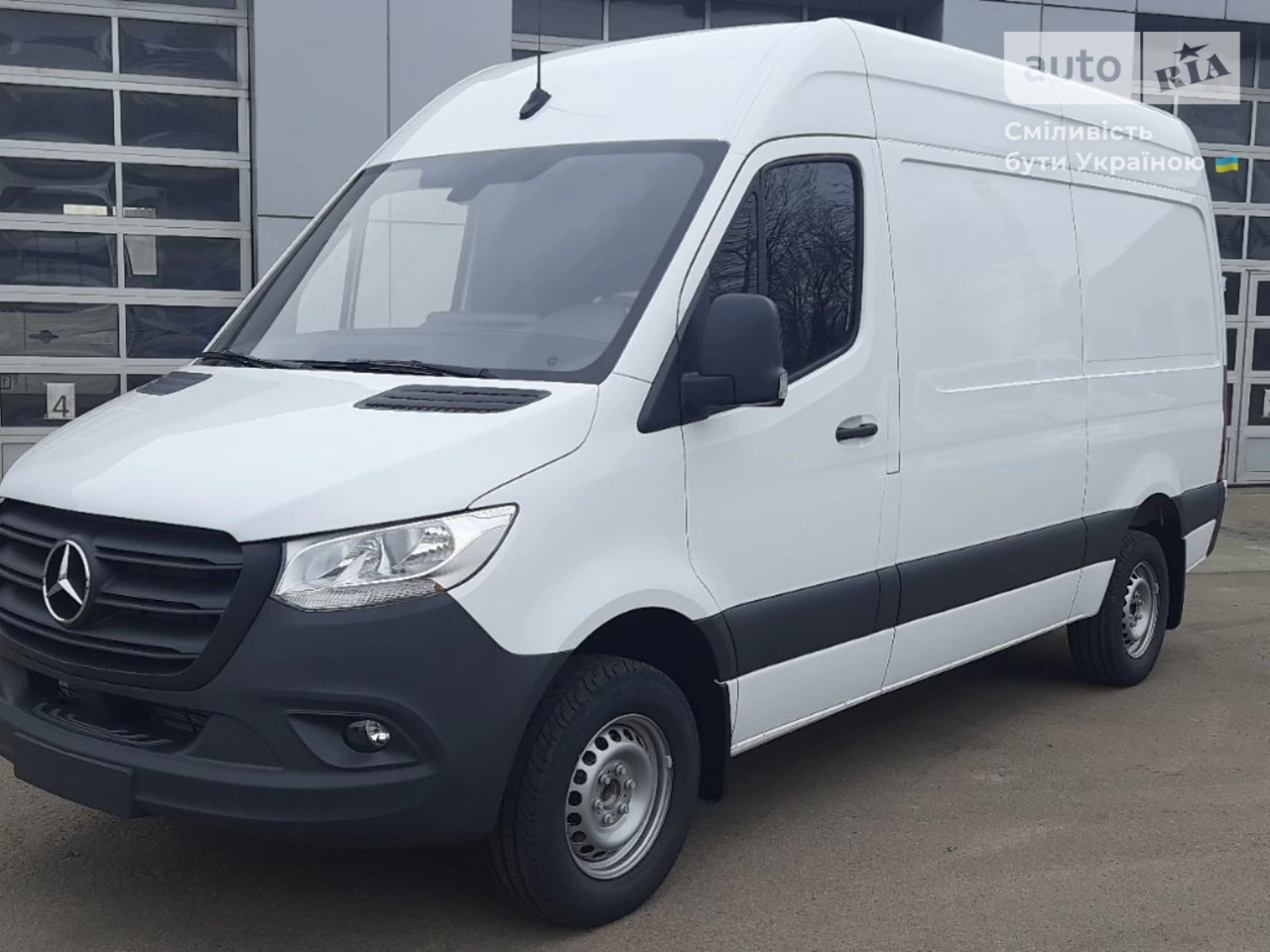 Mercedes-Benz Sprinter Base