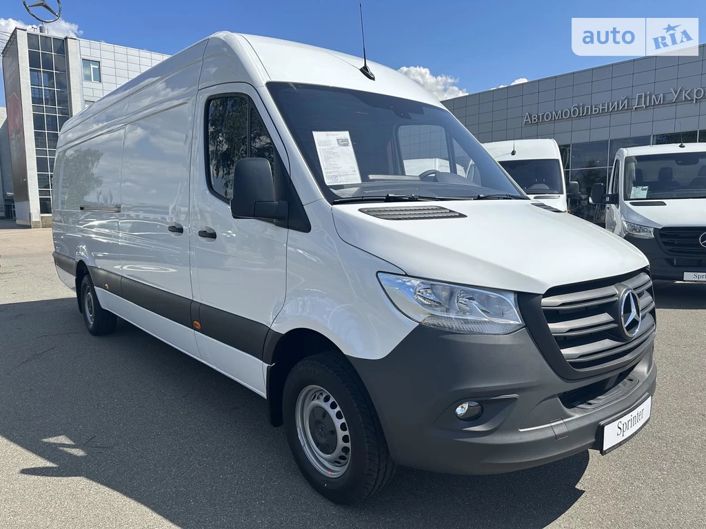 Mercedes-Benz Sprinter Base