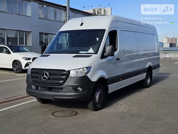 Mercedes-Benz Sprinter Base