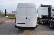 Mercedes-Benz Sprinter Base