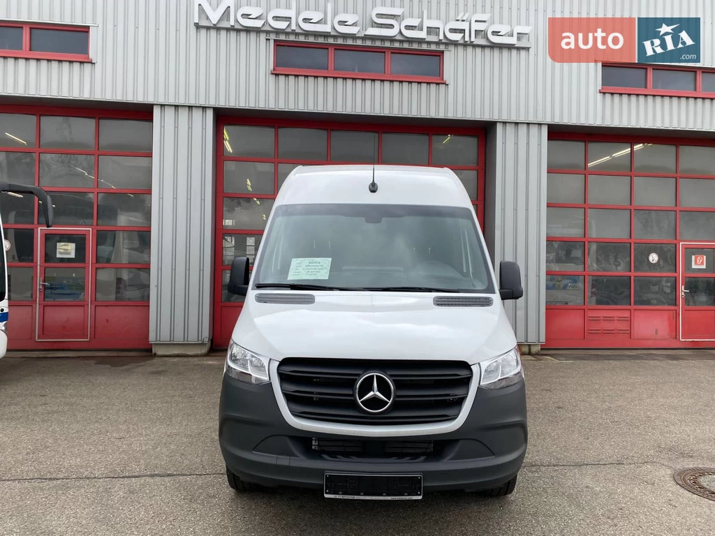 Mercedes-Benz Sprinter Base