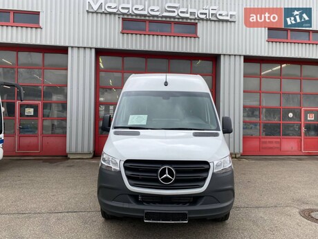 Mercedes-Benz Sprinter 2025