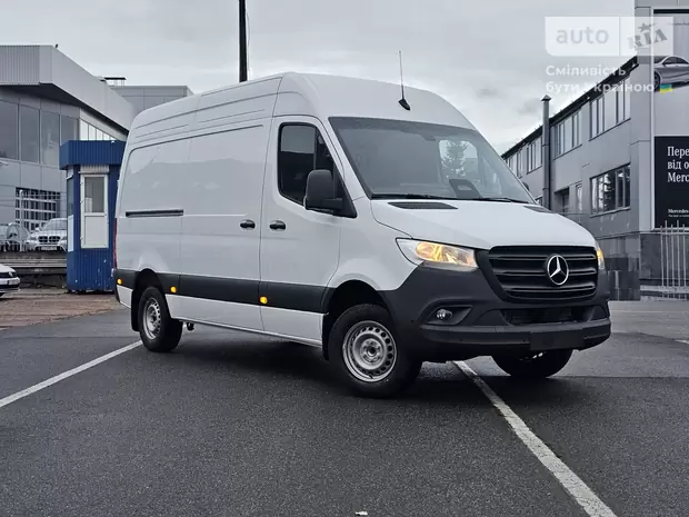 Mercedes-Benz Sprinter Base