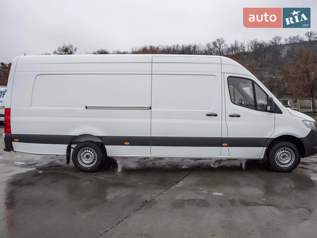 Mercedes-Benz Sprinter Base