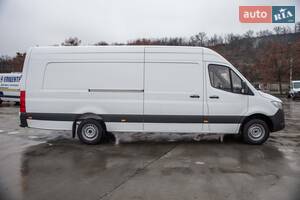 Mercedes-Benz Sprinter Base