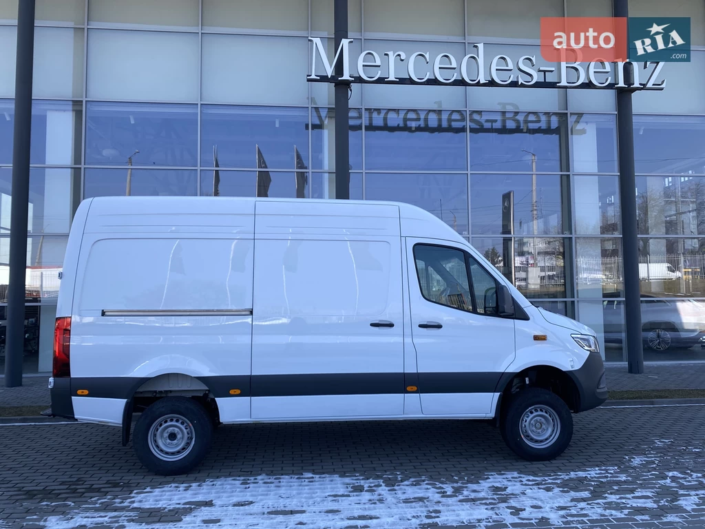 Mercedes-Benz Sprinter Base