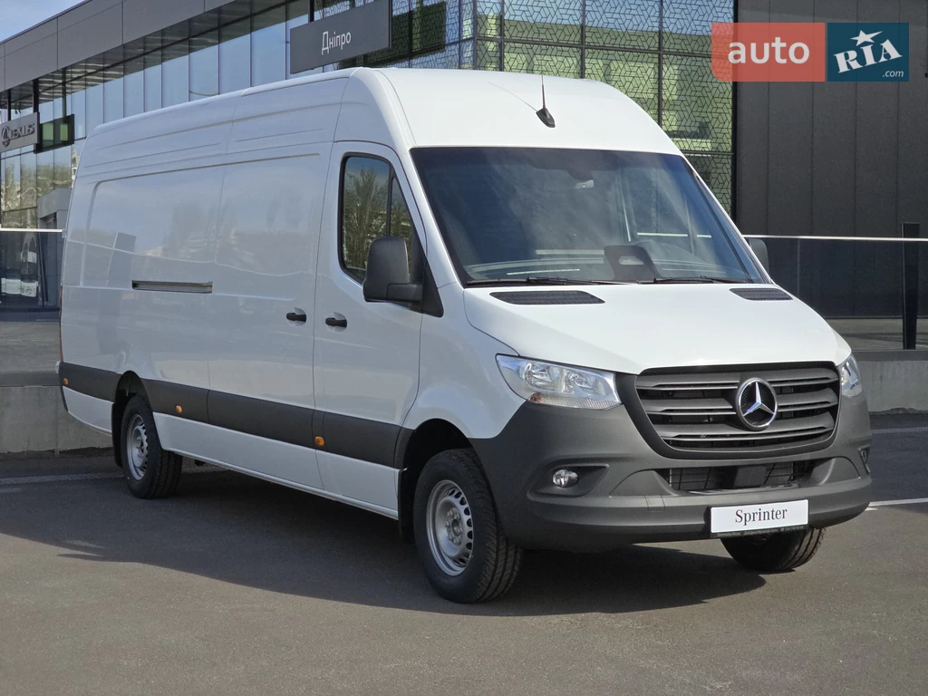 Mercedes-Benz Sprinter Base