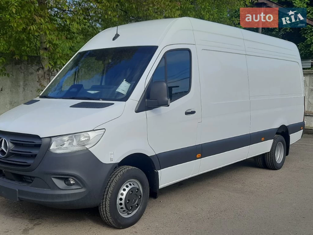 Mercedes-Benz Sprinter Base