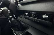 Mercedes-Benz Sprinter Base