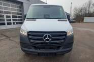 Mercedes-Benz Sprinter Base