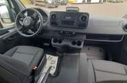 Mercedes-Benz Sprinter Base