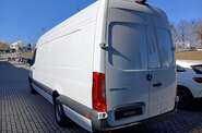 Mercedes-Benz Sprinter Base