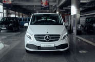 Mercedes-Benz V-Class Base