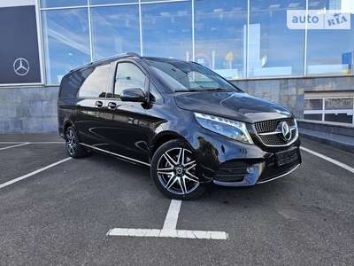 Mercedes-Benz V-Class 2023 AMG Style