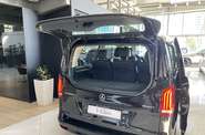 Mercedes-Benz V-Class Rise