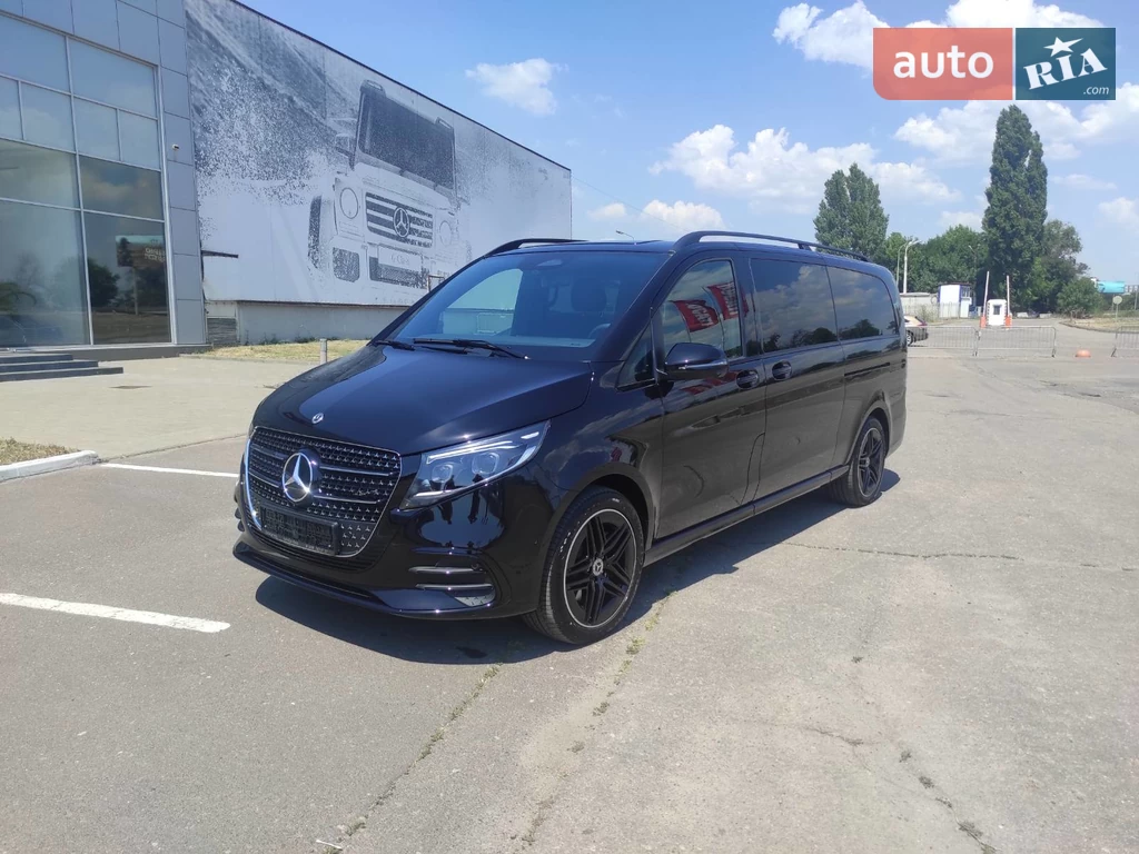 Mercedes-Benz V-Class AMG Line