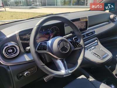 Новый Mercedes-Benz V-Class 2025 - фото 3