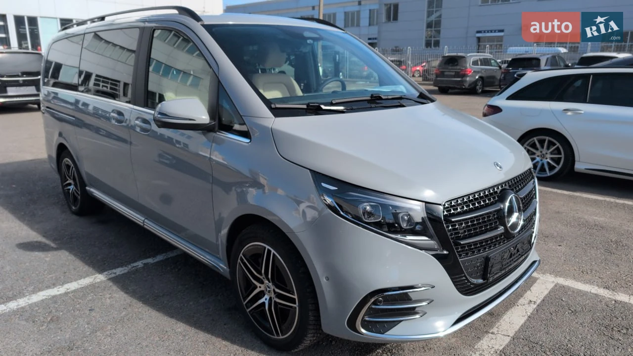 Mercedes-Benz V-Class AMG Line