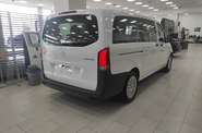 Mercedes-Benz Vito Base