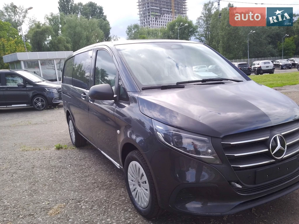 Mercedes-Benz Vito Base