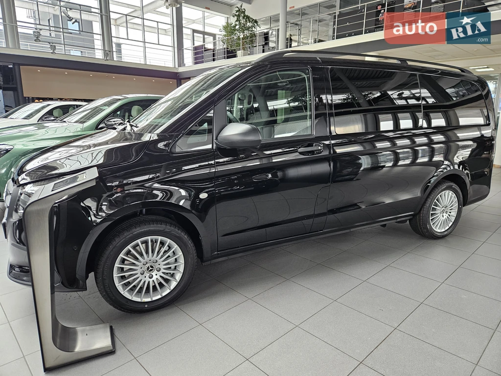 Mercedes-Benz Vito Base
