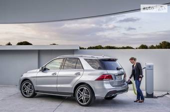 Mercedes-Benz GLE-Class GLE SUV 250d AT (204 л.с.) 4Matic 2018 Mercedes-Benz GLE-Class GLE SUV 250d AT (204 л.с.) 4Matic 2018
