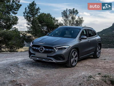 Mercedes GLA-Class H247 (FL)