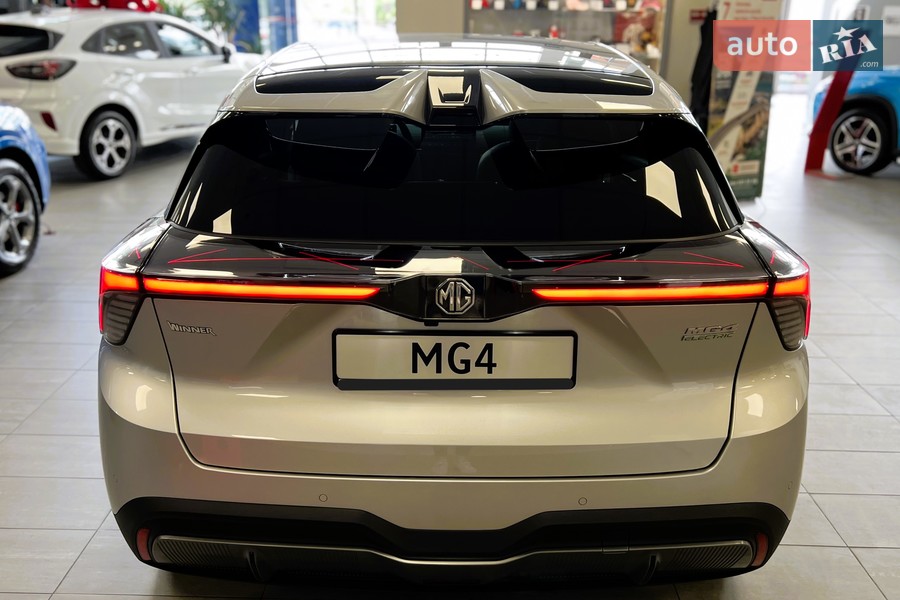 MG 4 - фото 7