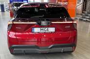 MG 4 LUX +