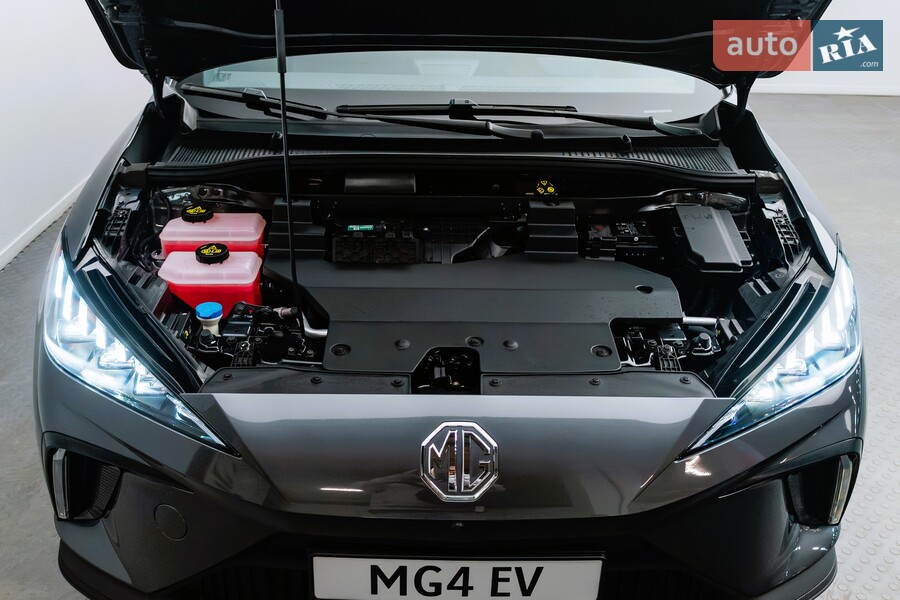 MG 4 - фото 9