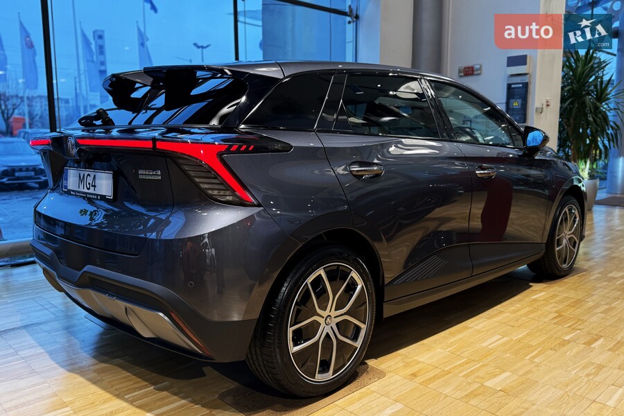 MG 4 - фото 3