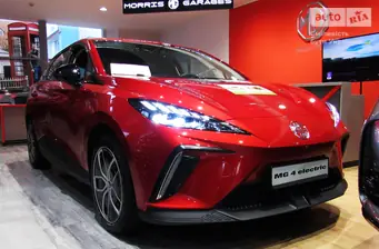 MG 4 LUX + EV 64 kWh (204 к.с.) - фото 1