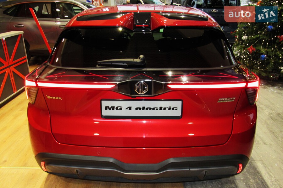 MG 4 - фото 6