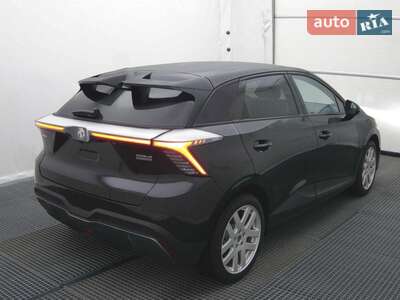 Новый MG 4 2023 - фото 3