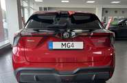 MG 4 LUX +