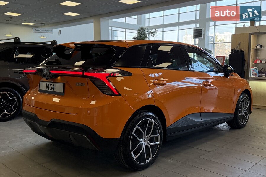 MG 4 - фото 8