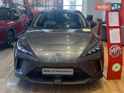 MG 4 2023 LUX +