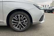 MG 5 COM