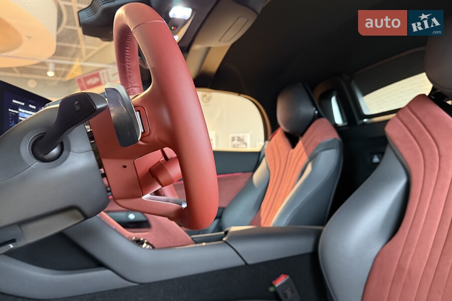 MG Cyberster - фото 26