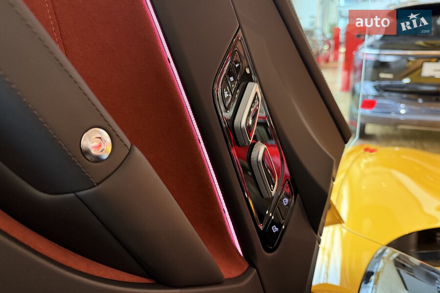 MG Cyberster - фото 27