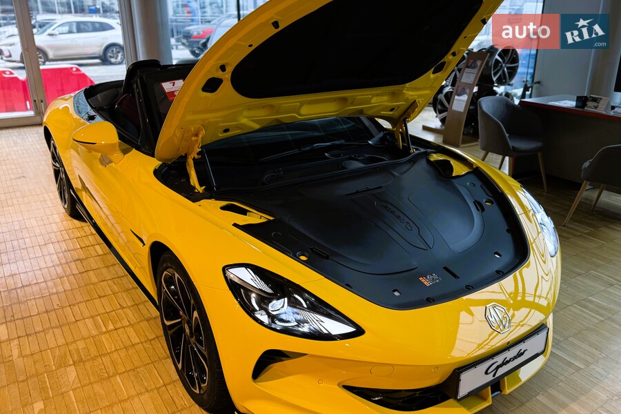 MG Cyberster - фото 45