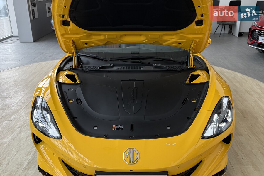 MG Cyberster - фото 31