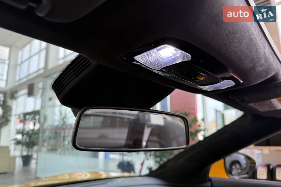 MG Cyberster - фото 21